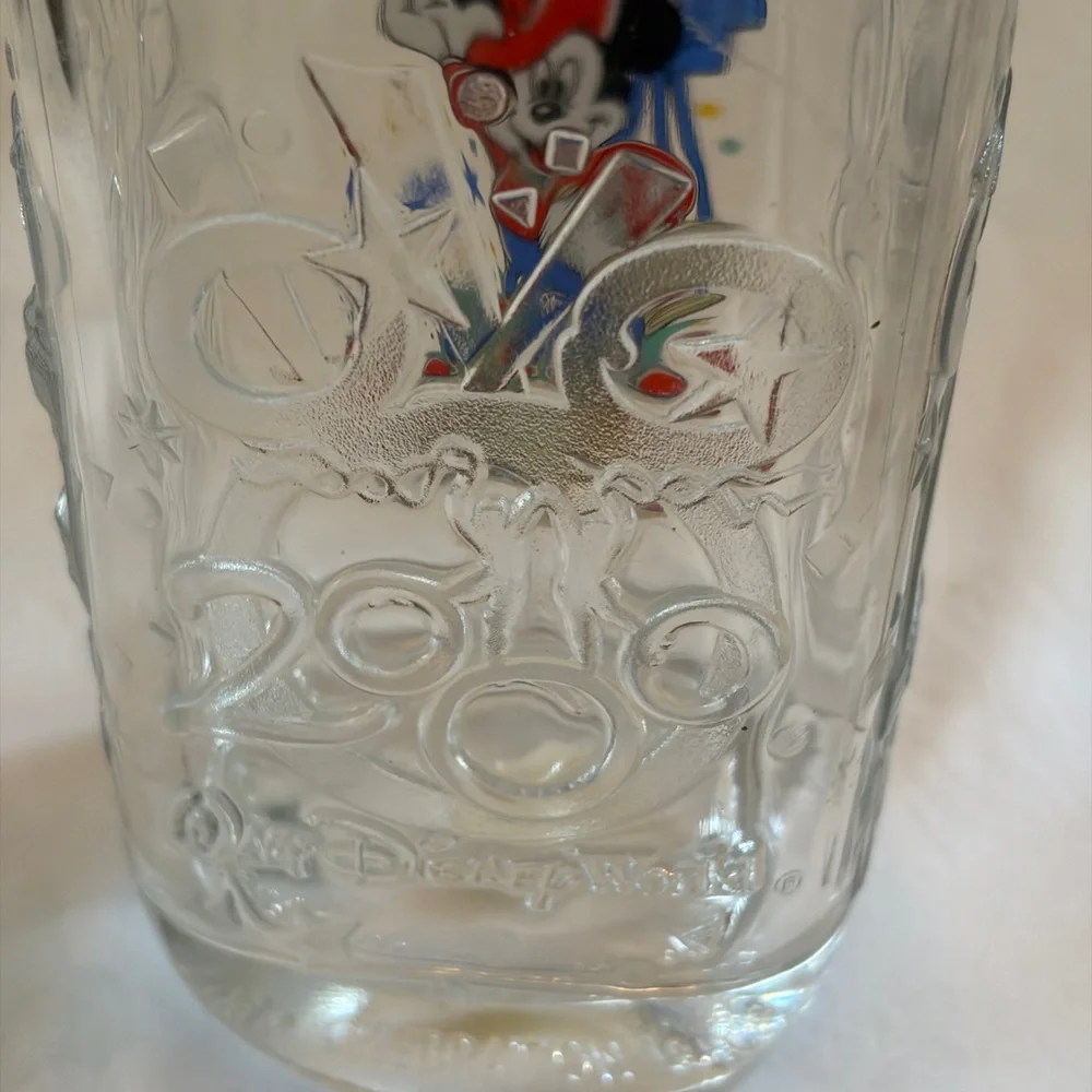 *VINTAGE* McDonald's Walt Disney World 2000 Celebration Collectable Glass ~ NEW